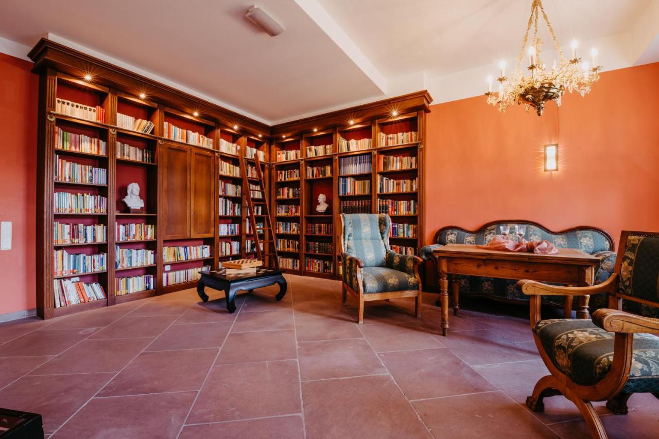 Hotel Schloss Gehrden 외부 사진
